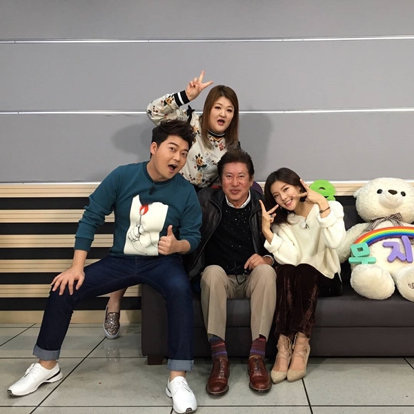 ▲MBC 예능 '나 혼자 산다' 전현무, 이국주, 김용건, 이선빈(사진=MBC 예능연구소 공식 인스타그램)