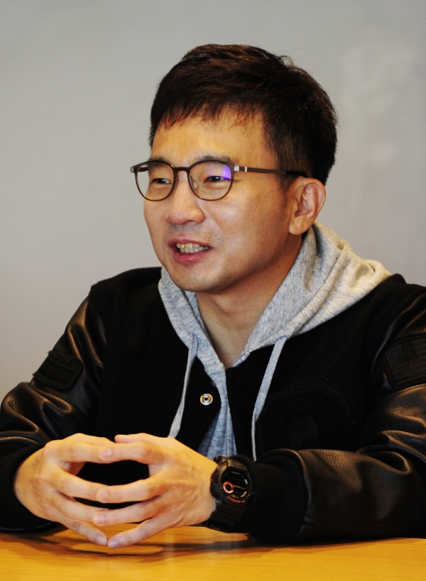 ▲SBS 새 월화드라마 '낭만닥터 김사부' 연출을 맡은 유인식 PD(사진=SBS)