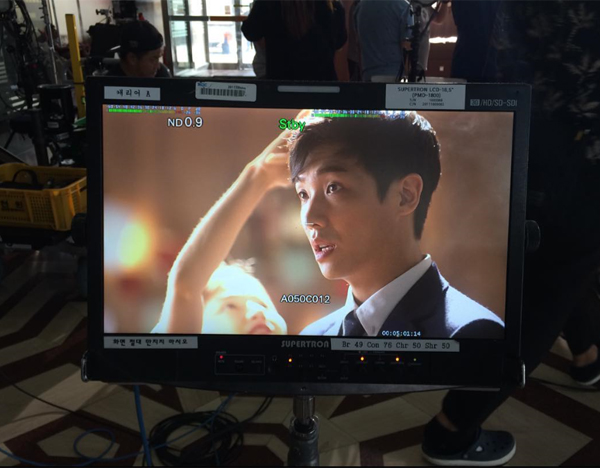 ▲월화드라마 '캐리어를 끄는 여자' 이준(사진=이준 이스타그램)