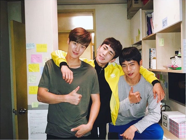 ▲tvN 월화드라마 '혼술남녀' 공명, 키, 김동영(사진=공명 인스타그램)