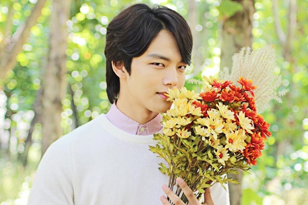 (사진=여진구 인스타그램)