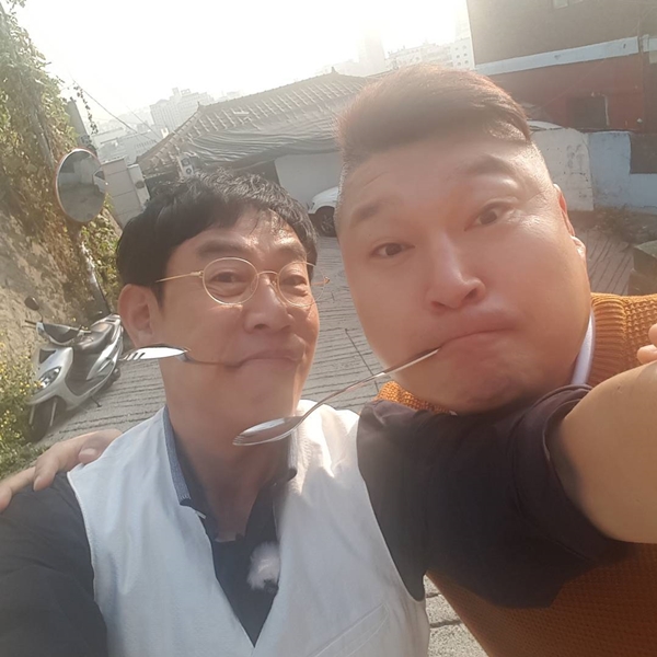 ▲JTBC 예능 '한끼줍쇼' 이경규, 강호동(사진=이경규 인스타그램)