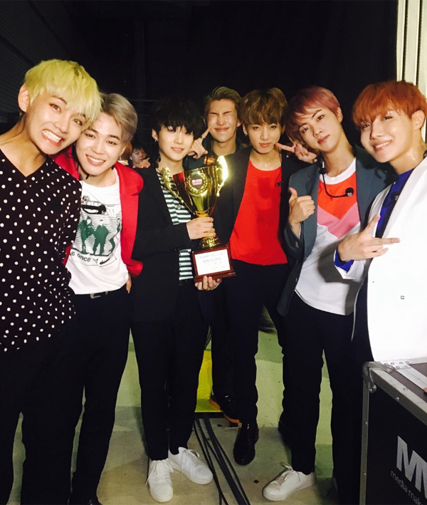 ▲방탄소년단이 '쇼챔피언'에서 1위를 차지했다.(사진=MBC뮤직)