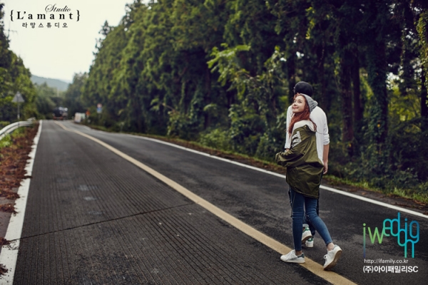 ▲조안, 예비남편(출처=아이웨딩)