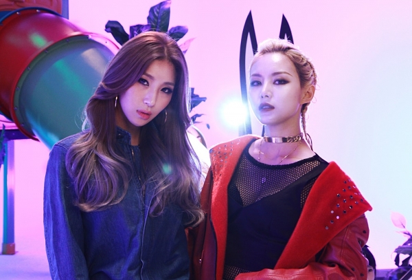 ▲자이언트 핑크(왼쪽)와 미료(사진=미스틱엔터테인먼트)