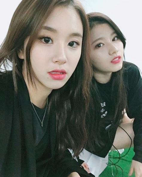 (▲트와이스 사나 채연 신곡 'TT')