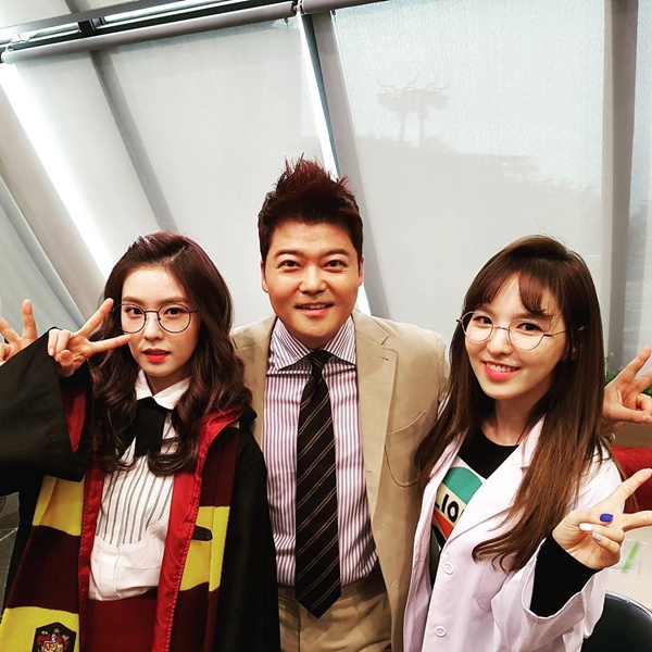 ▲KBS2 예능 '트릭 앤 트루' 레드벨벳 아이린, 방송인 전현무, 레드벨벳 웬디(사진=전현무 인스타그램)