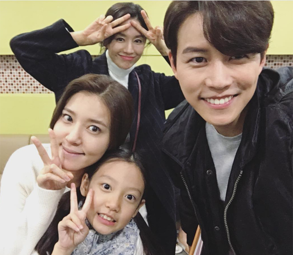▲'별난가족' 서유정 정시아 한서진 신지훈(사진=신지훈 인스타그램)