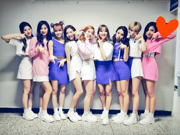 (사진=트와이스 트위터)