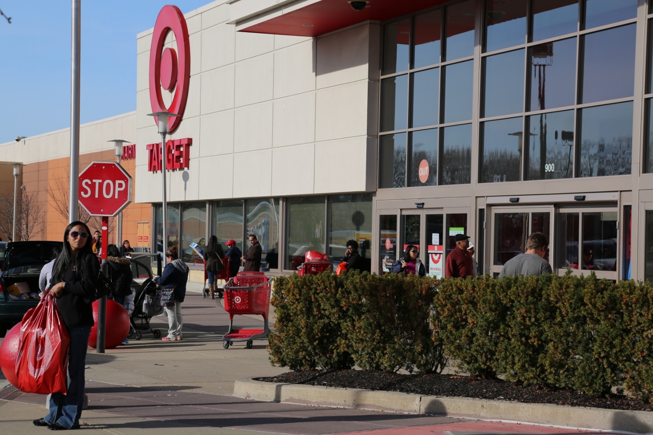 ▲추수감사절에도 영업을 하는 뉴저지의 타킷 매장(남진우 뉴욕주재 기자)