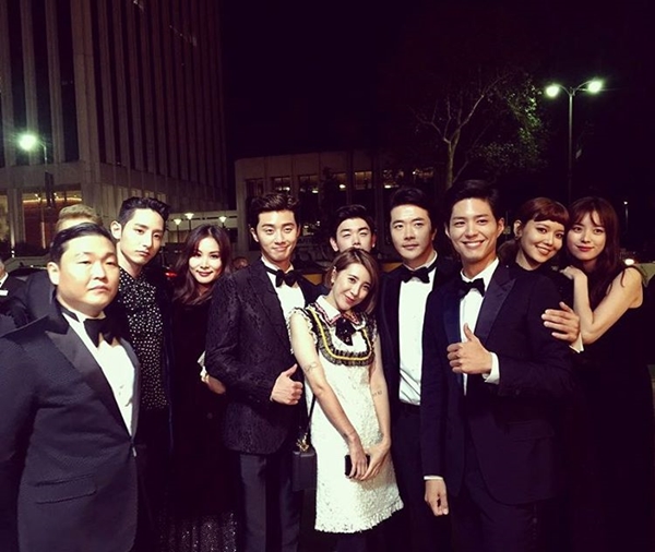 ▲가수 싸이, 배우 이수혁, 고소영, 박서준, 가수 서인영, 에릭남, 배우 박보검, 소녀시대 수영, 배우 한효주(사진=서인영 인스타그램)