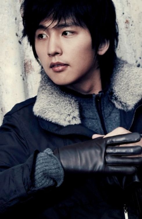 ▲신동욱(출처=스노우볼엔터테인먼트)