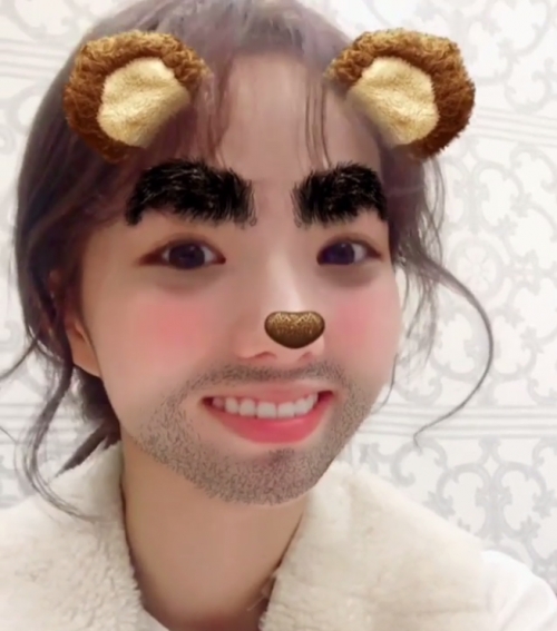 (사진=채수빈 인스타그램)