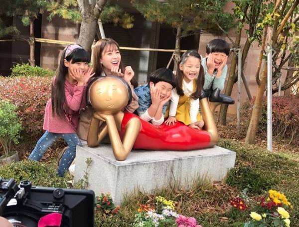 (사진=BH엔터테인먼트 공식 인스타그램)