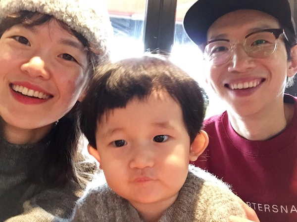 ▲하시시박, 아들 시하 군, 배우 봉태규(사진=봉태규 인스타그램)