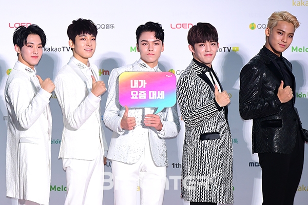 ▲(왼쪽부터)세븐틴 호시, 원우, 버논, 에스쿱스, 민규(사진=윤예진 기자 yoooon@)