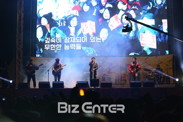 ▲가수 이승환(사진=오병돈 객원기자)