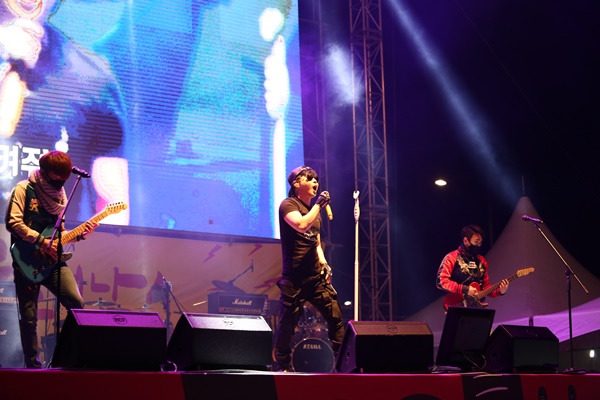 ▲가수 이승환(사진=오병돈 프리랜서(Studio Pic))