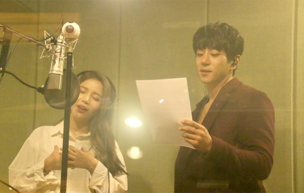 ▲솔라-황치열(사진=HOW 엔터테인먼트)