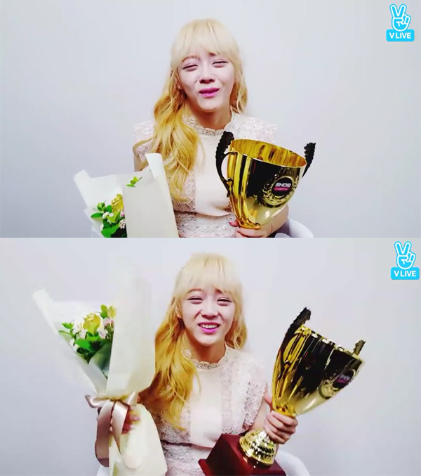 ▲김세정 '꽃길'이 '쇼챔피언'에서 1위를 차지했다.(사진=네이버 V LIVE)