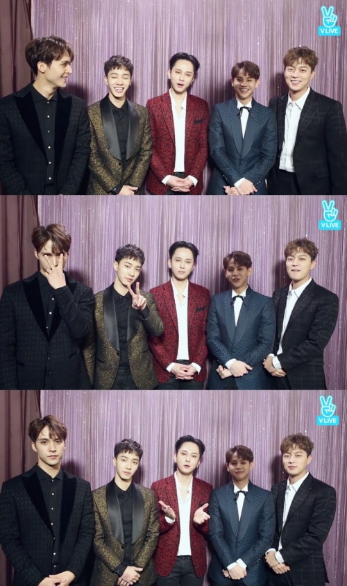 (사진=네이버 V LIVE)