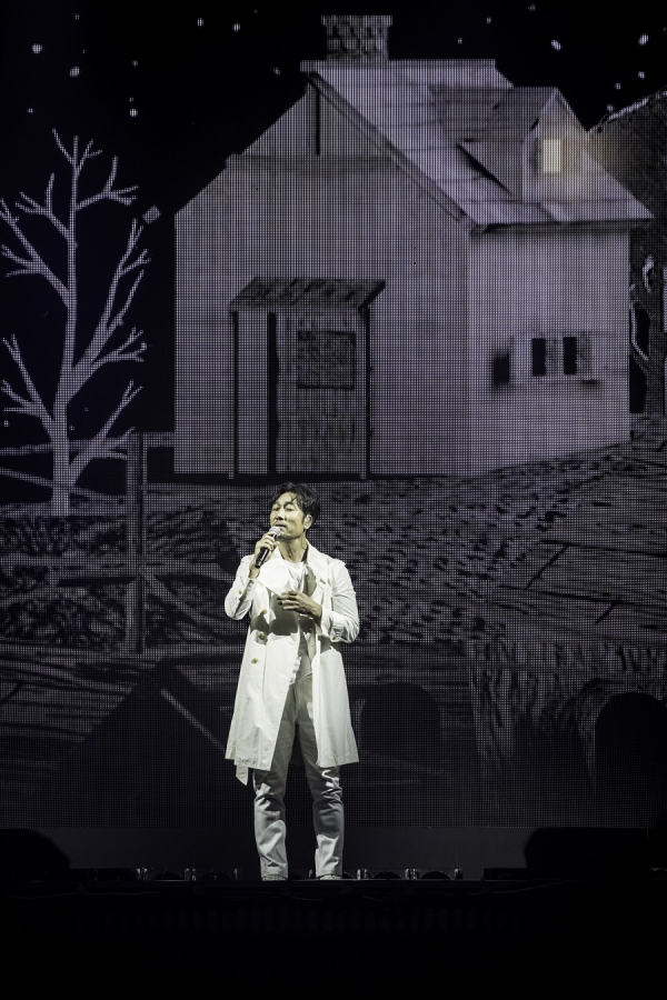 ▲가수 이문세(사진=KMOONfnd)