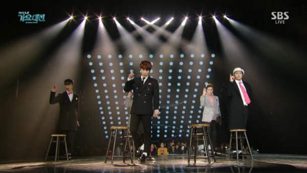 ▲"왜 또 뮤지컬 하고 있냐"는 스태프의 빈정거림을 들었던 그룹 비투비의 무대(사진=SBS '가요대전' 방송화면)