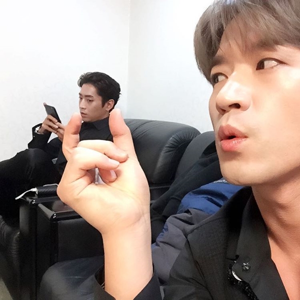 ▲그룹 신화 에릭, 이민우(사진=신화 이민우 인스타그램)