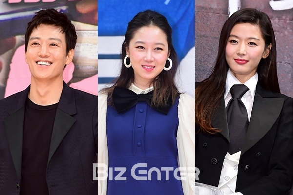 ▲2016년 SBS 드라마에서 활약한 배우 김래원, 공효진, 전지현(사진=윤예진 기자 yoooon@)