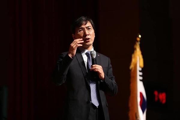 ▲안희정 충남지사(사진=안희정 페이스북)