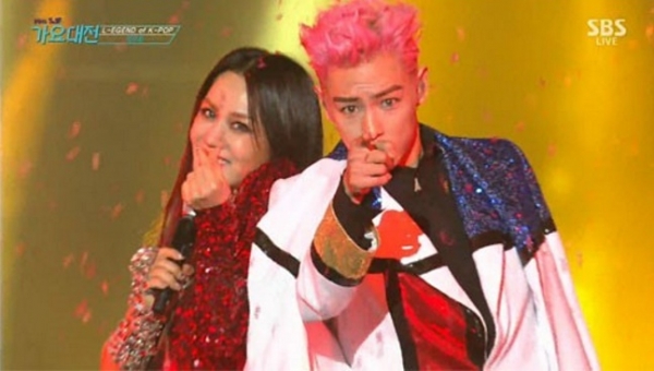▲8년 만에 재회한 엄정화 X 탑(사진=2016 SBS 가요대전 캡처)