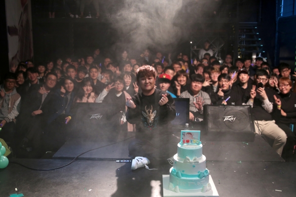 ▲허각 '각별한 송년회' 현장(사진=플랜에이엔터테인먼트)