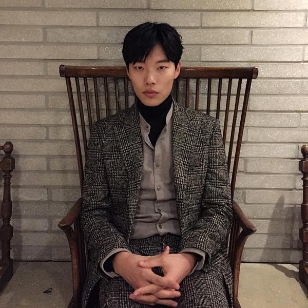 ▲배우 류준열(사진=씨제스엔터테인먼트 공식 인스타그램)