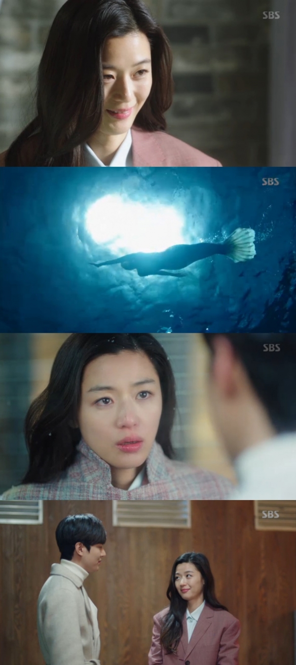 ▲'푸른 바다의 전설'에서 인어 연기를 선보인 배우 전지현(사진=SBS 수목드라마 '푸른 바다의 전설' 방송화면)