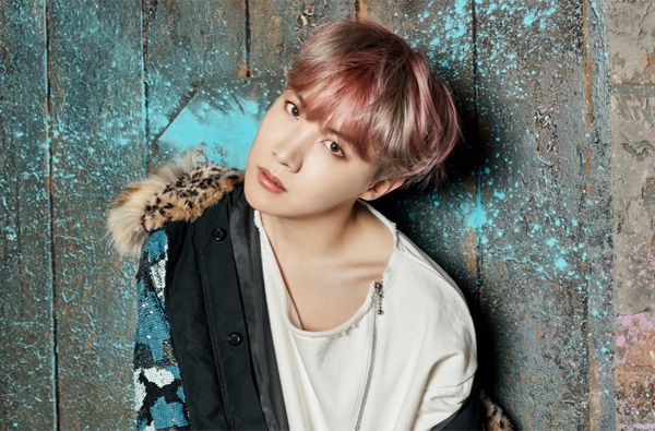 ▲방탄소년단 콘셉트 포토(사진=빅히트 엔터테인먼트)