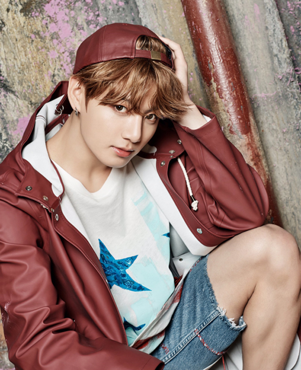 ▲방탄소년단 콘셉트 포토(사진=빅히트 엔터테인먼트)