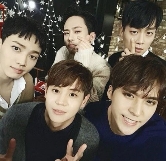 (▲용준형 인스타그램)