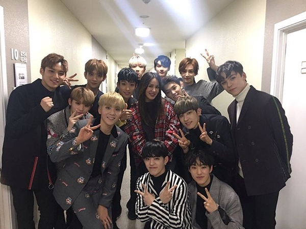 ▲가수 엄정화, 세븐틴(사진=엄정화 인스타그램)