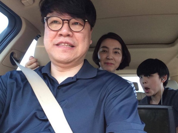 ▲바른정당 장제원 의원 가족(사진=장제원 의원 SNS)