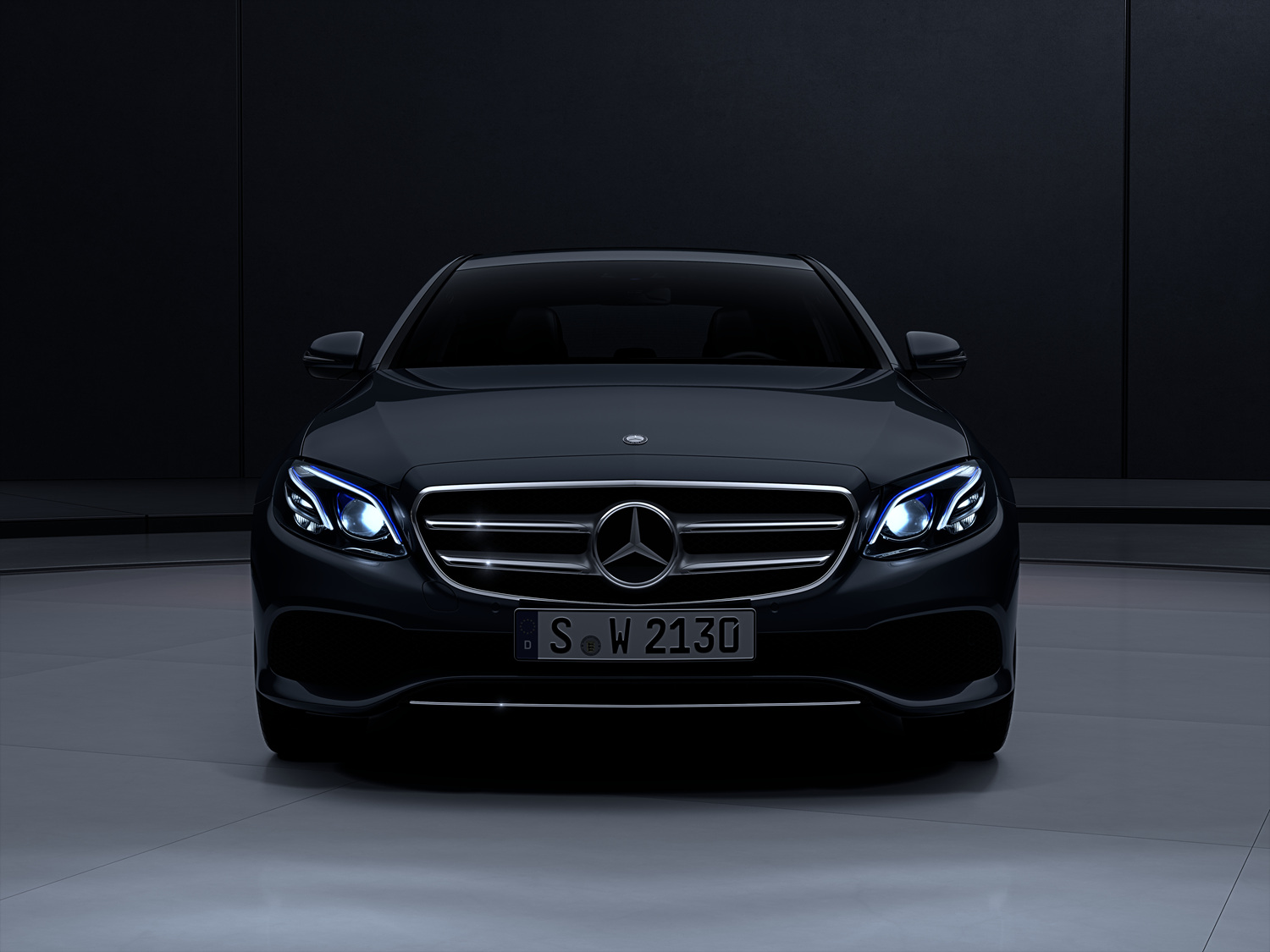 ▲메르세데스-벤츠 더뉴 E300 인텔리전트 드라이브.(사진제공=메르세데스-벤츠코리아)