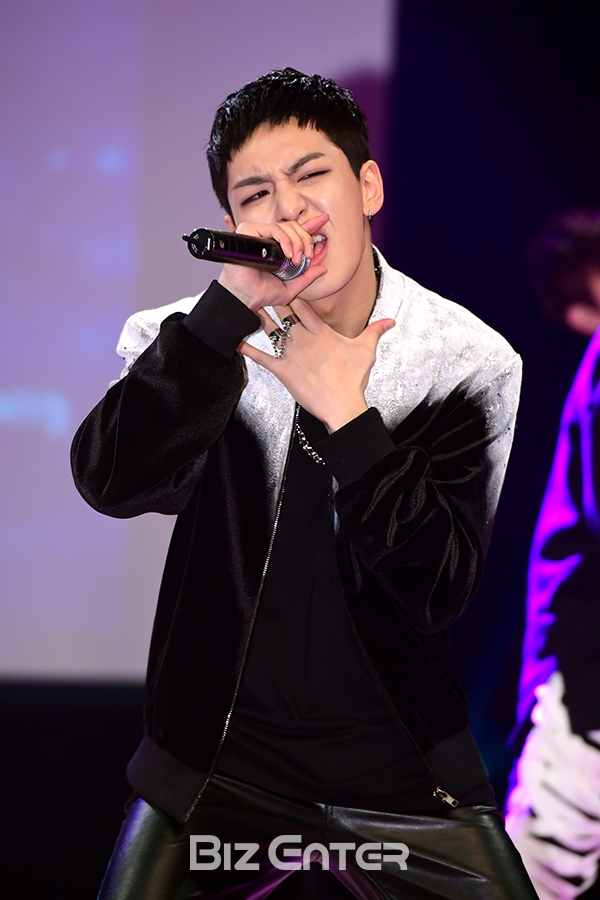 ▲빅플로 하이탑(사진=윤예진 기자 yoooon@)