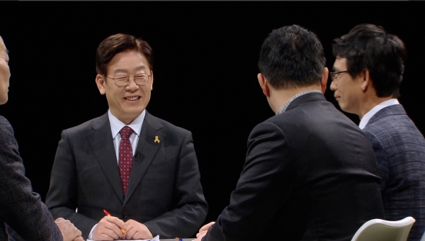 ▲이재명 시장(출처=JTBC '썰전')