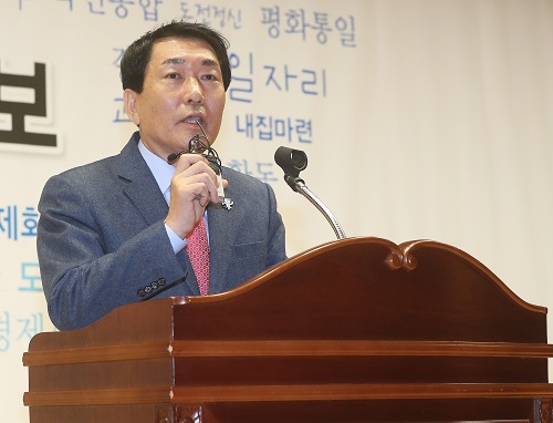 ▲21일 대선출마를 공식 선언한 자유한국당 안상수 의원(연합뉴스)