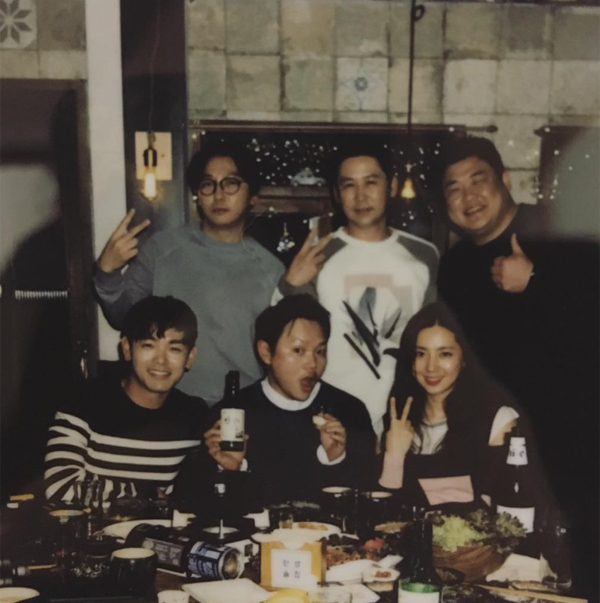 ▲한채아가 지난달 23일 '인생술집' 촬영 인증 사진을 게재했다.(사진=인스타그램)