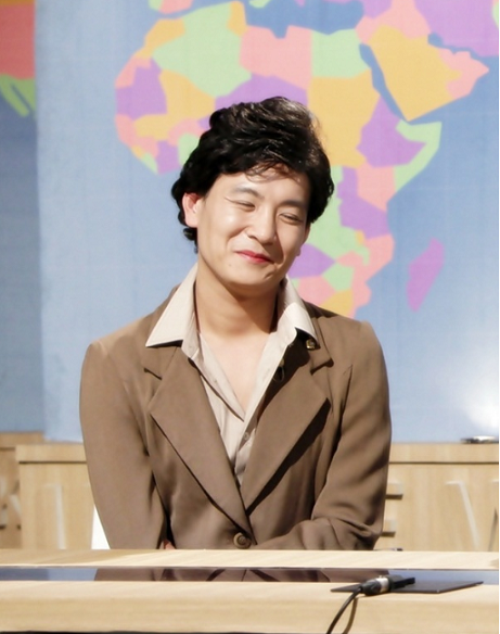 ▲개그맨 정성호, 박근혜 전 대통령 패러디 모습(tvN)