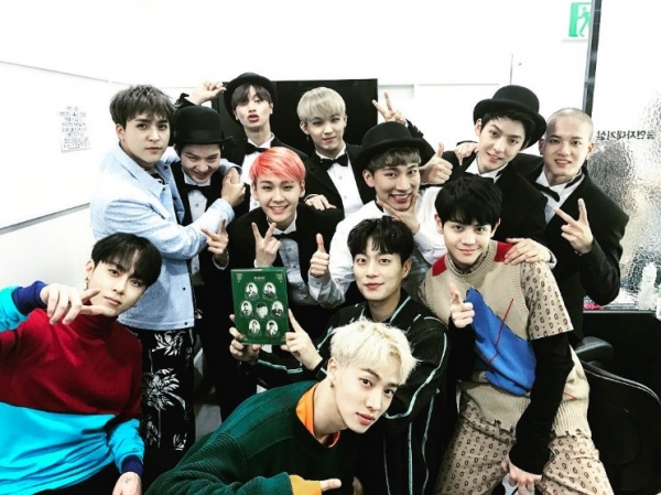 ▲그룹 하이라이트, 비투비(사진=하이라이트 윤두준 인스타그램)