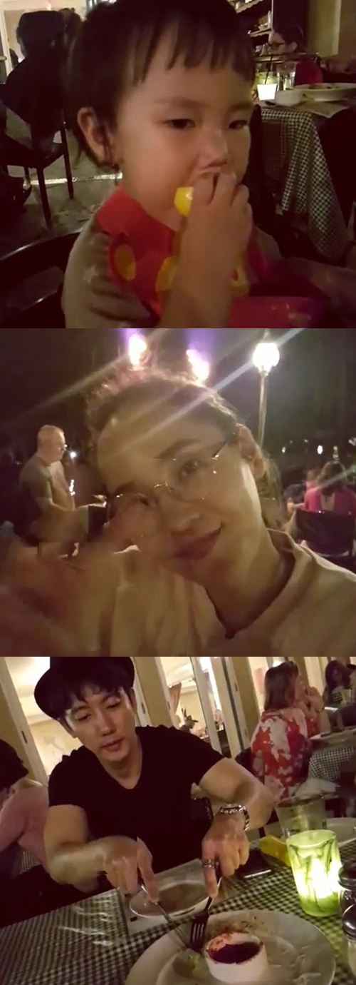 ▲로희, 기태영-유진 부부(유진 인스타그램)