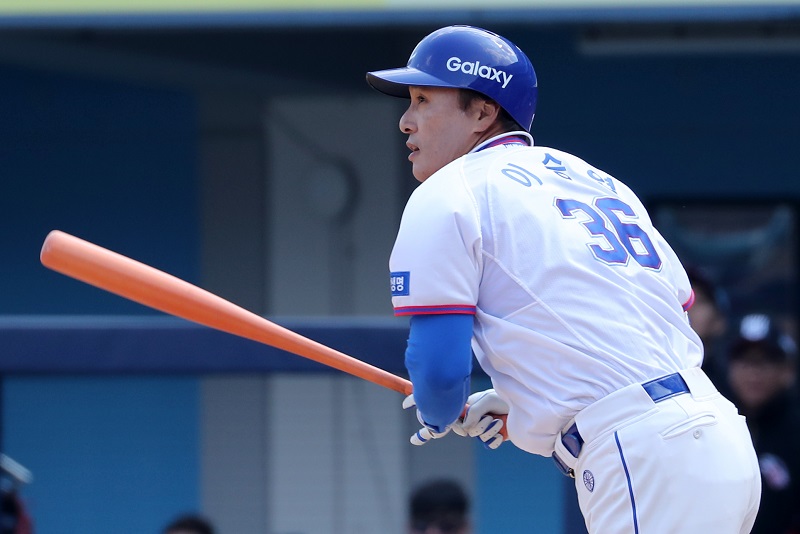 [KBO] 이승엽, 프로야구 최초 4000루타 '목전'…지금까지 보유한 기록 뭐가 있을까?