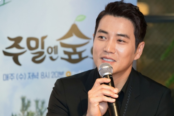 ▲O tvN 신규 프로그램 '주말엔 숲으로'에 출연하는 배우 주상욱(사진=O tvN)