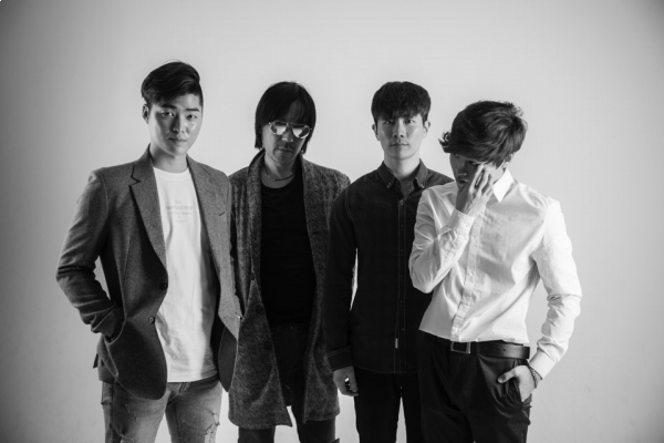 ▲밴드 코로나(사진=코로나 엔터테인먼트)